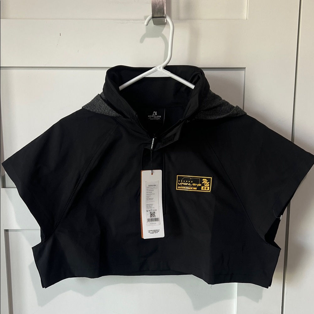 Magnlens Cropped Hoodie Windbreaker NWT